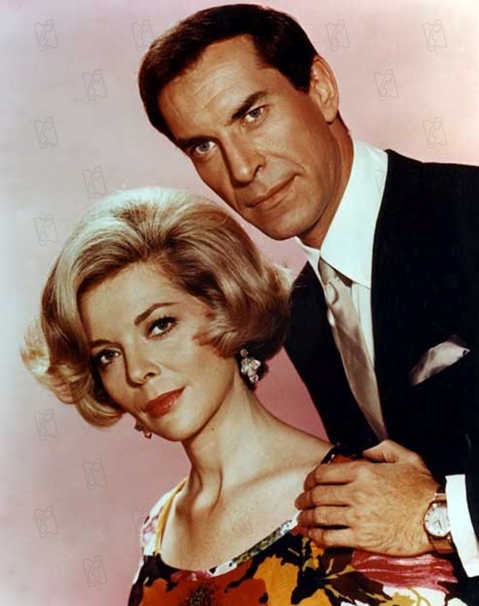 Martin Landau, 'Görevimiz Tehlike'de Barbara Bain ile başrolleri paylaştı.