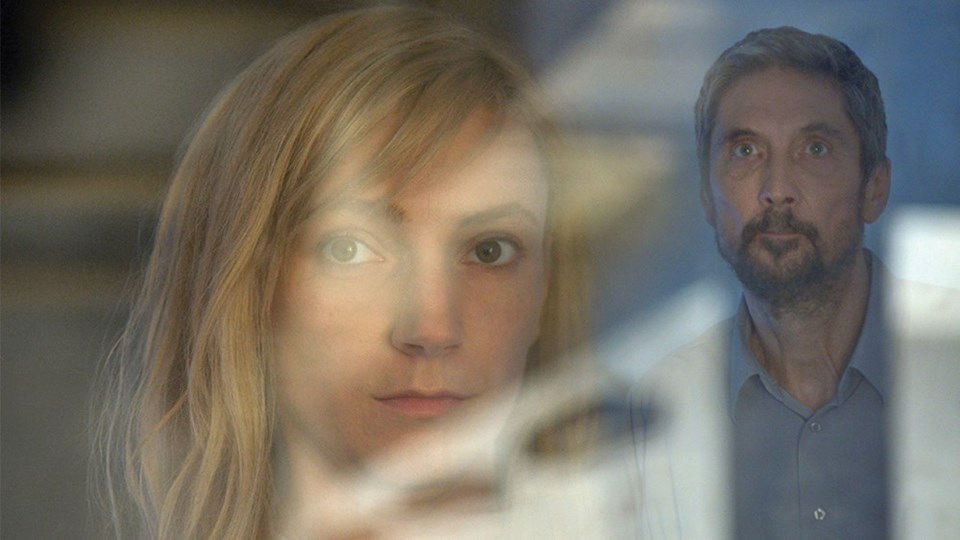 Geza Morcsanyi ve Alexandra Borbely’in başrolünde yer aldığı filmde, Laura Marling’in “What He Wrote” adlı şarkısı hikayenin bir diğer başrolü gibi. Film, aynı rüyayı gören iki iş arkadaşının, sıradışı ilişkisini anlatıyor.