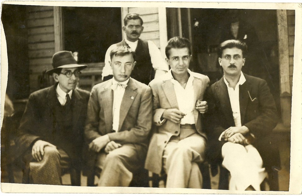 ATATÜRK'ÜN İZİNDE