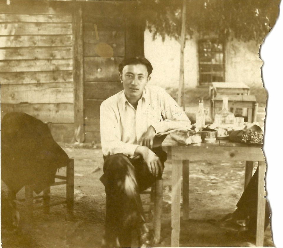 BİR İSTANBUL ÖYKÜCÜSÜ