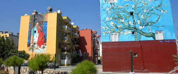 kentin-duvarlari-sanatla-hayat-buluyor_5194_dhaphoto8.jpg