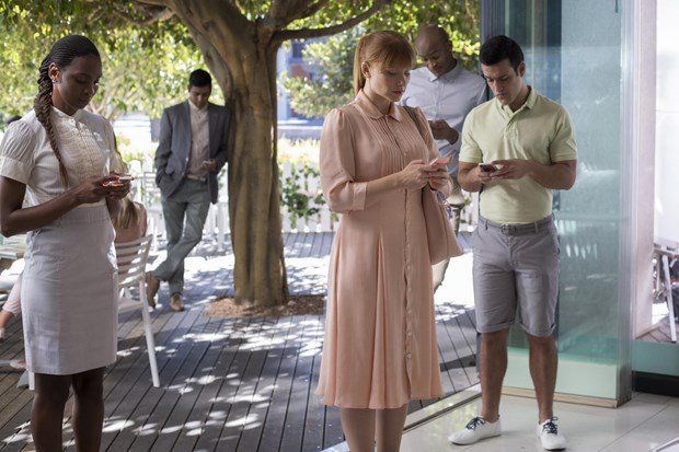 BLACK MIRROR’DA KARARLARI İZLEYİCİ VERECEK