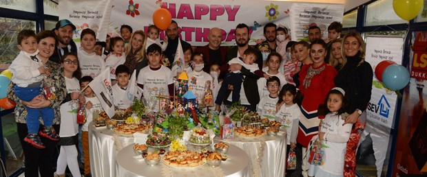 mehmet-topaldan-losemili-miniklere-dogum-gunu-partisi-_9648_dhaphoto1.jpg