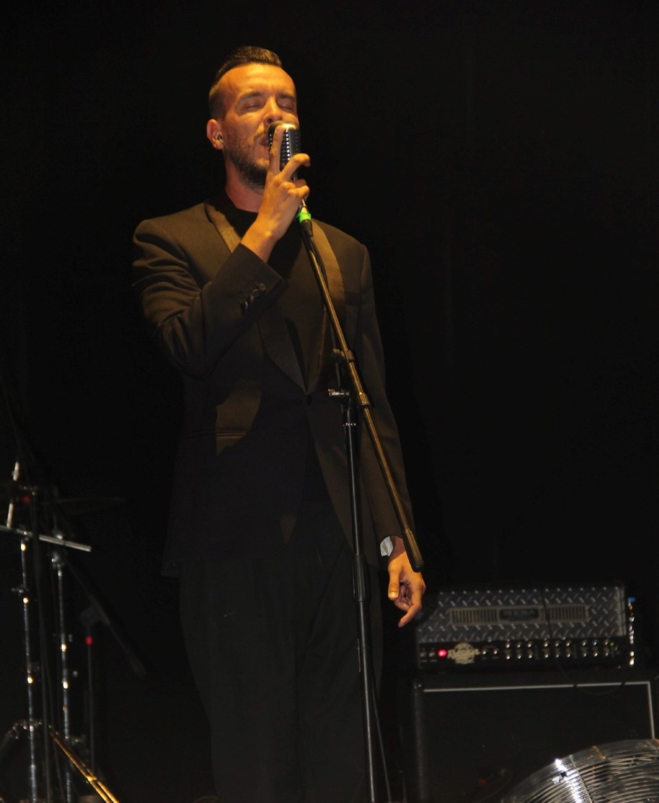 Cem Adrian