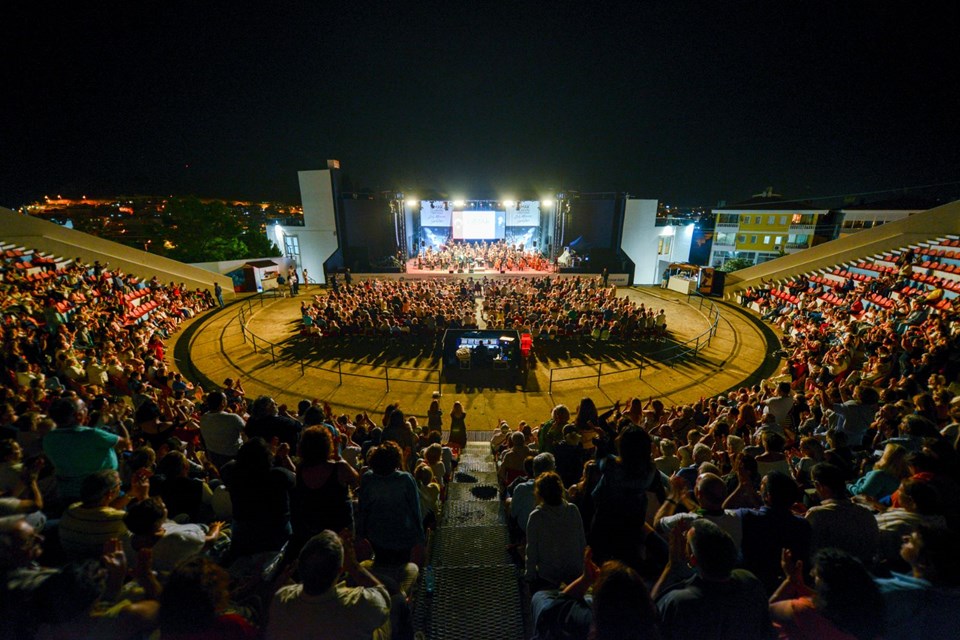 ZEKİ MÜREN ALBÜMÜ ÇIKIYOR