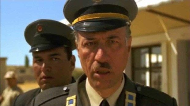 Türk Sinemasının komedi ustası: Kemal Sunal Türk Sinemasının komedi ustası: Kemal Sunal