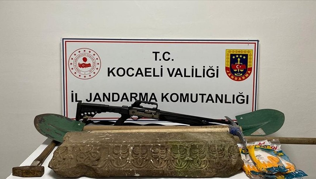 Kocaeli’de Roma dönemine ait lahit parçası ele geçirildi