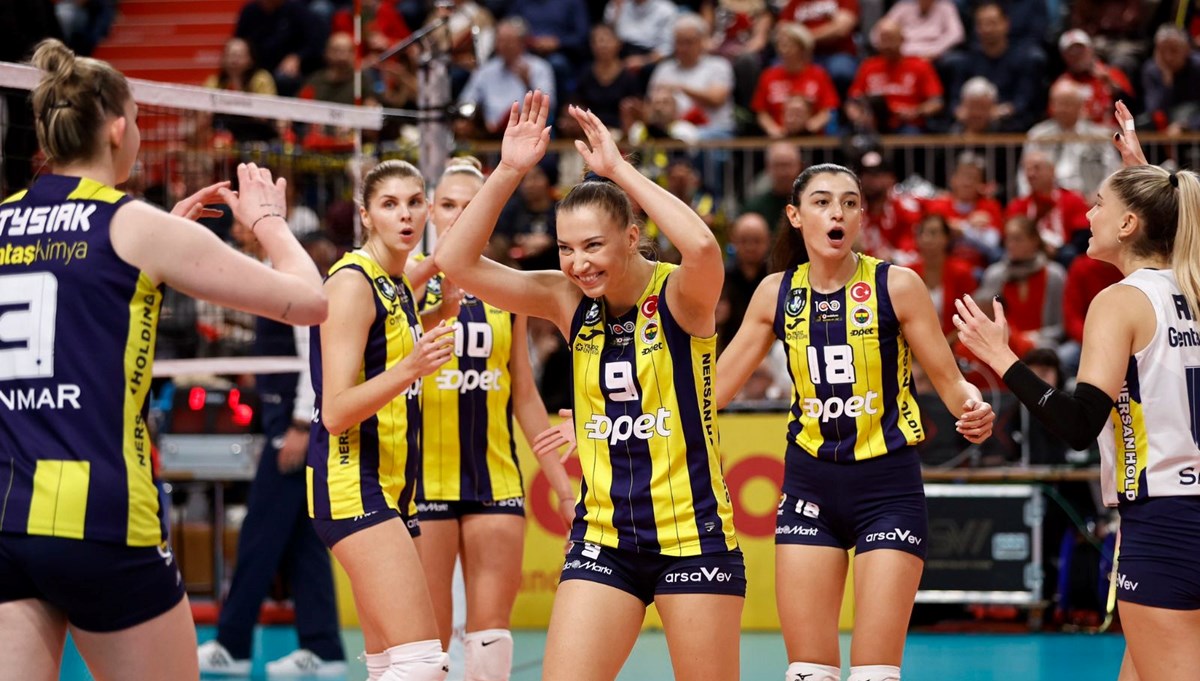 CEV Şampiyonlar Ligi | Fenerbahçe Opet, SC Potsdam'ı yenerek 2'de 2 yaptı