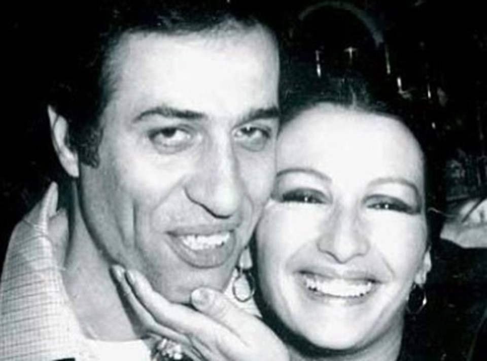 Gül Sunal eşi Kemal Sunal'ı andı: 50 yıl bitti biz evleneli - 1