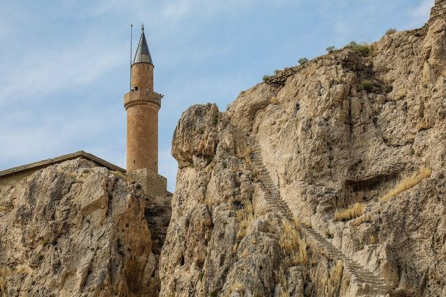 van kalesi, van gezilecek yerler, unesco dünya mirası listesi, urartular