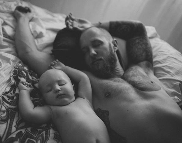 katya nova, rob nova, nurturingnova, dünyayı gezen gezginler, dünya gezginleri, alternatif yaşam, hippi aile, hippi çift, hippi yaşam tarzı