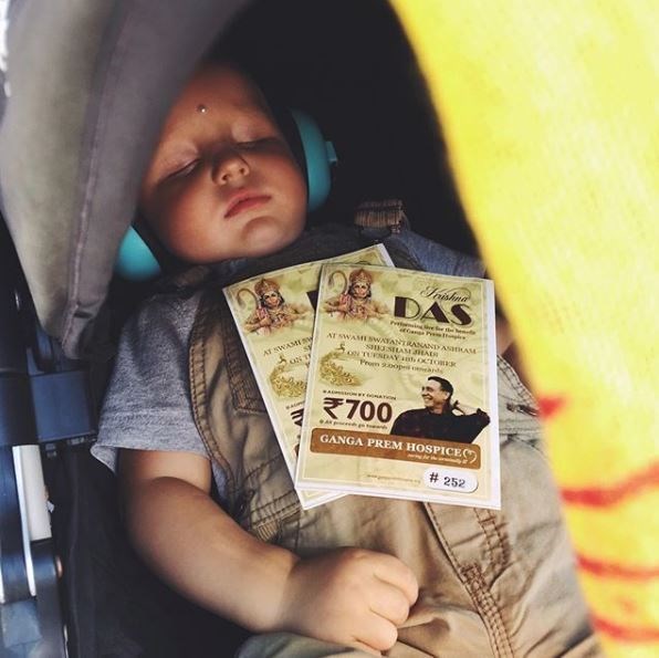 katya nova, rob nova, nurturingnova, dünyayı gezen gezginler, dünya gezginleri, alternatif yaşam, hippi aile, hippi çift, hippi yaşam tarzı