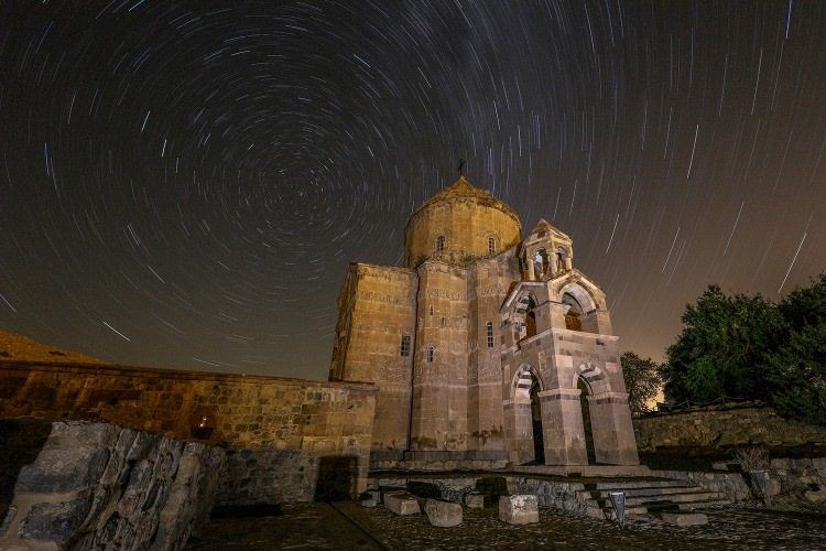 akdamar adası, van, van gezilecek yerler, akdamar ismi nereden geliyor, akdamar kökenleri, ah tamara