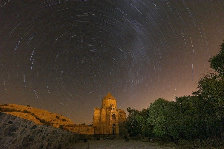 akdamar adası, van, van gezilecek yerler, akdamar ismi nereden geliyor, akdamar kökenleri, ah tamara