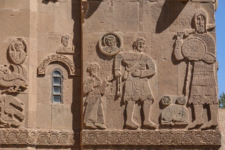 akdamar adası, van, van gezilecek yerler, akdamar ismi nereden geliyor, akdamar kökenleri, ah tamara