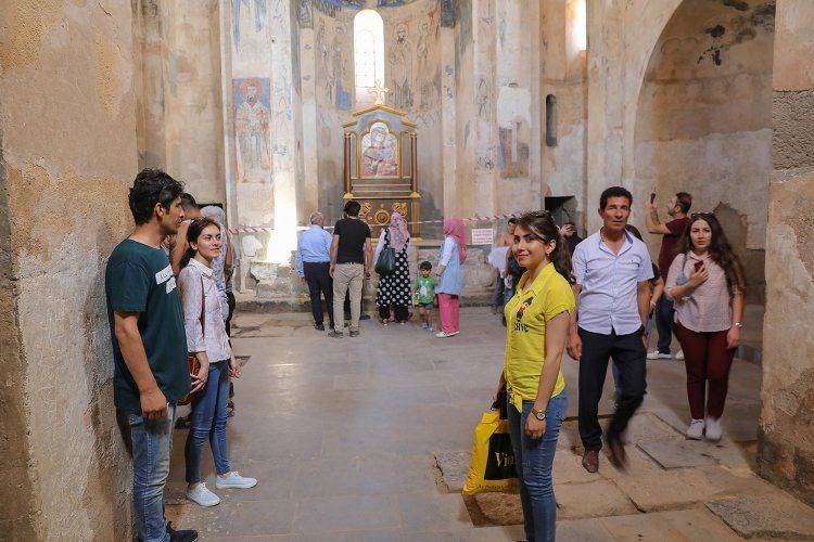 akdamar adası, van, van gezilecek yerler, akdamar ismi nereden geliyor, akdamar kökenleri, ah tamara