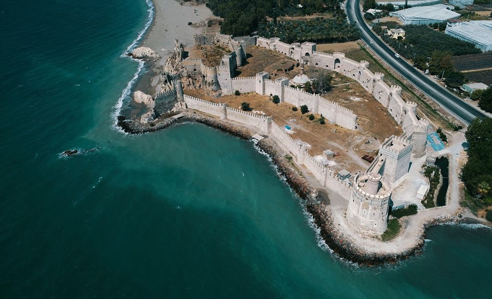 mamure kalesi, mersin gezilecek yerler, türkiye'nin kaleleri, anamur kalesi