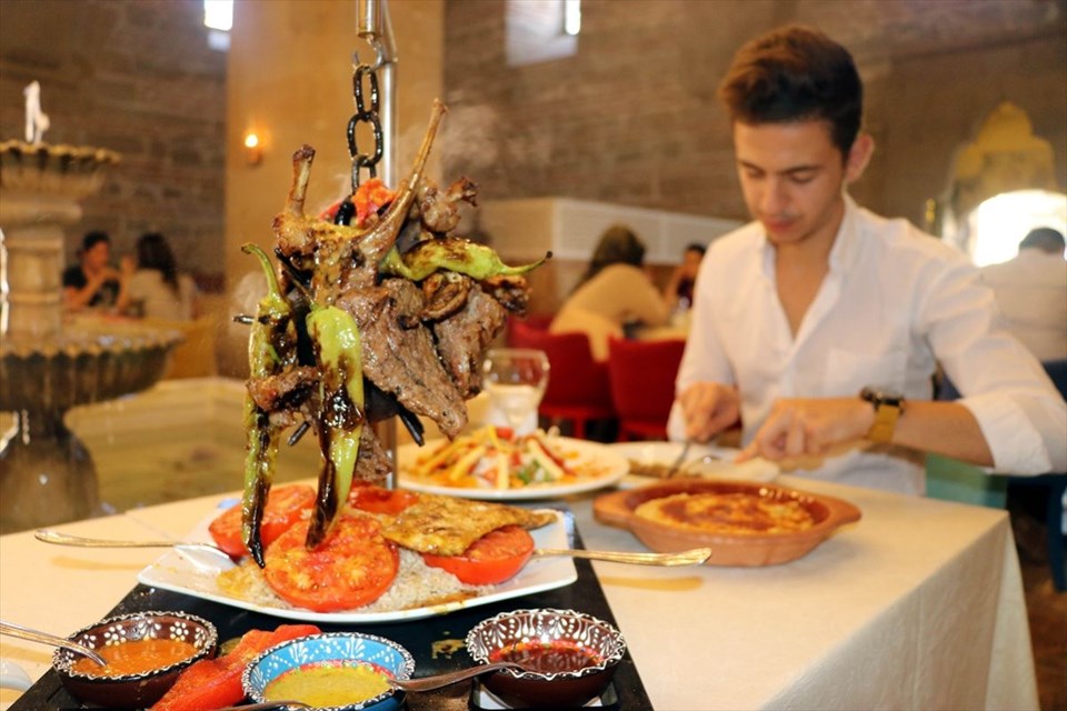 amasya lezzetleri, amasya'da ne yenir, topuz kebap, topuz kebabı, merzifon'da ne yenir