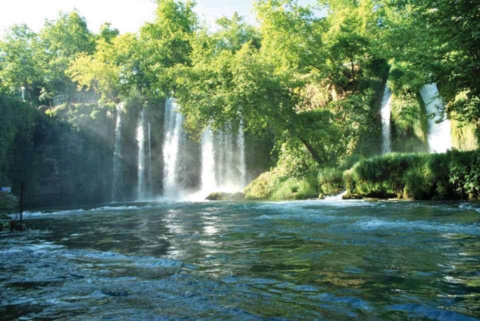 dÃ¼den ÅŸelalesi, antalya, antalya gezilecek yerler, antalya dÃ¼den ÅŸelalesi