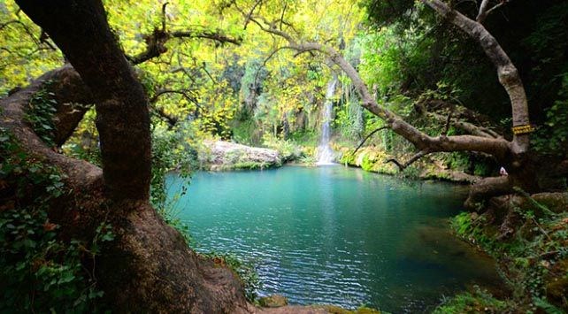 kurşunlu şelalesi, antalya gezilecek yerler, antalya şelaleler, kurşunlu şelalesi tabiat parkı