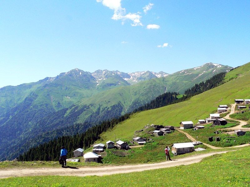 arkadaşlarla tatil, arkadaşlarla tatile gitmek, arkadaşlarla tatile gidilebilecek en güzel mekanlar, arkadaşlarla tatilde yapılacaklar, arkadaşlarla gidilebilecek tatil mekanları