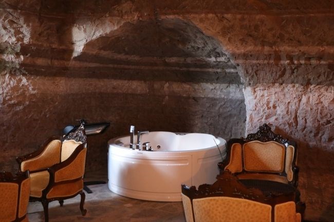 bolu seben, kaya evleri, bungalov evler, bolu'da konaklama, bolu kaya evler