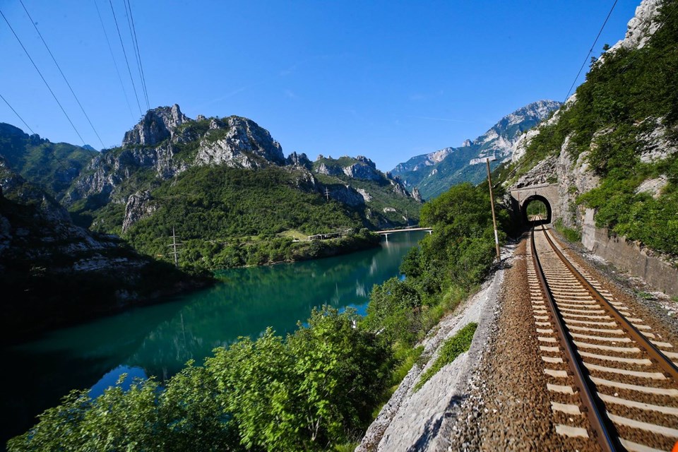 bosna hersek tren rotaları, bosna rüya demiryolu güzergahı, en güzel tren rotaları, dünyanın 18 rüya rotası, tren rotaları