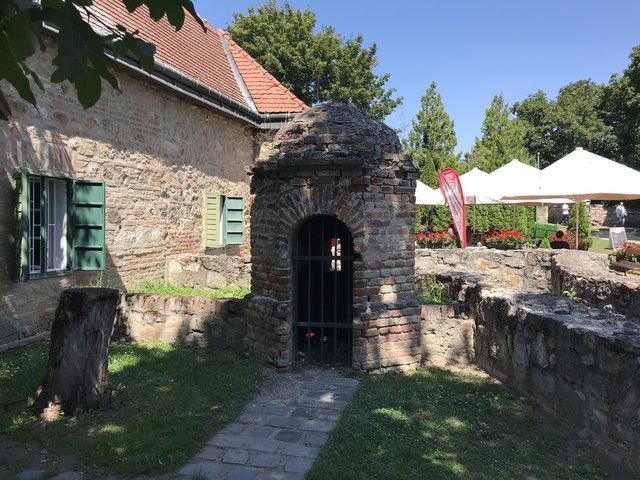 estergon kalesi, macaristan gezilecek yerler, budin, osmanlı estergon