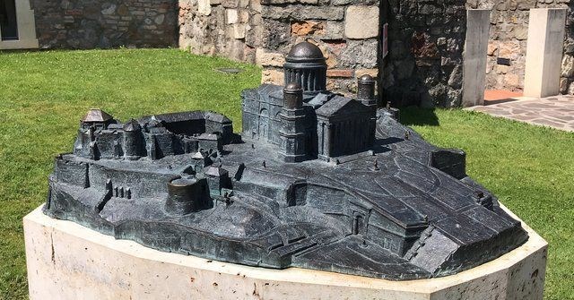 estergon kalesi, macaristan gezilecek yerler, budin, osmanlı estergon