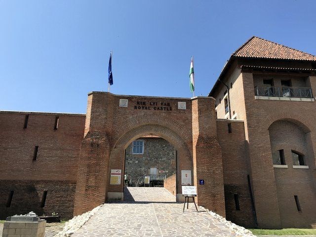 estergon kalesi, macaristan gezilecek yerler, budin, osmanlı estergon