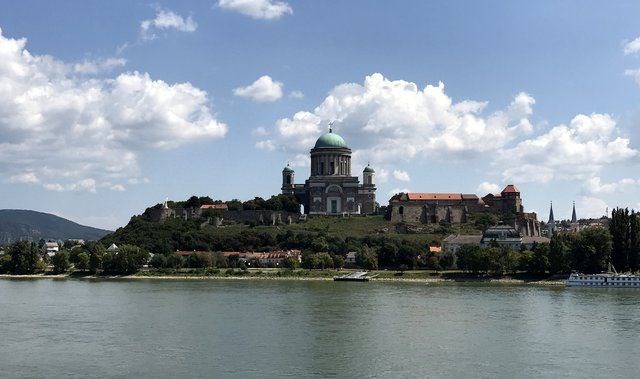 estergon kalesi, macaristan gezilecek yerler, budin, osmanlı estergon