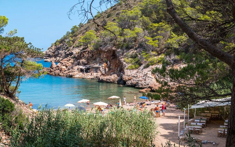 ibiza, ibiza gezi rehberi, ibiza gece hayatı, ibiza eğlence mekanları, ibiza gezilecek yerler, ibiza rehberi, ibiza seyahat