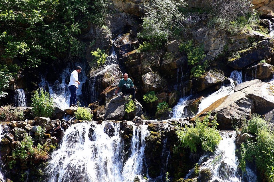 tomara şelalesi, gümüşhane gezilecek yerler, kırk gözeler, gümüşhane yapılacak şeyler