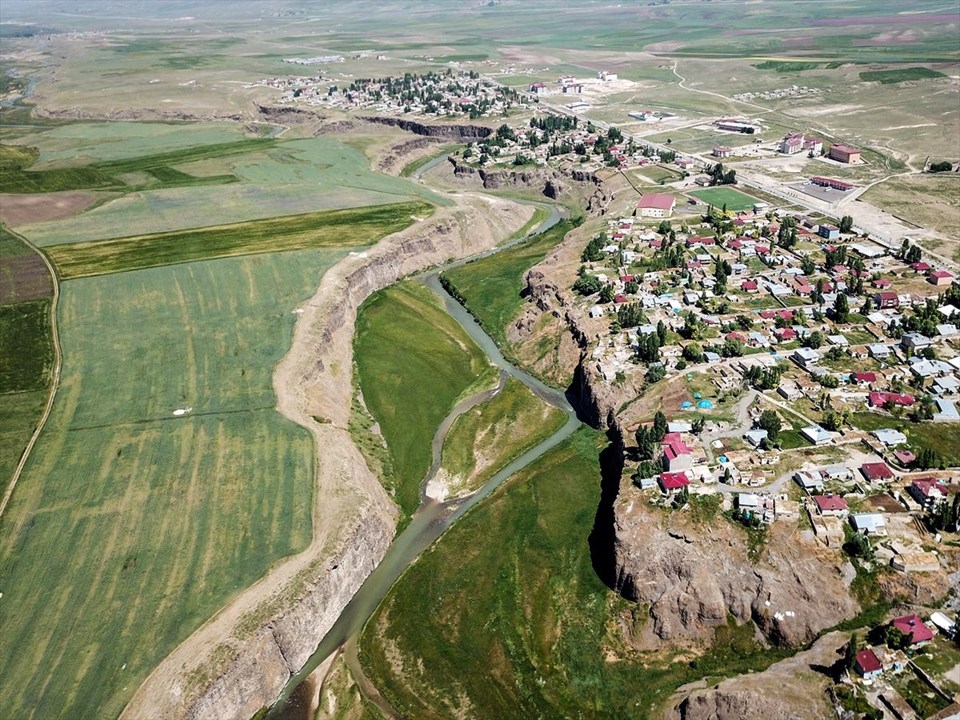 diyadin kanyonu, ağrı gezilecek yerler, ağrı'da ne yapılır, ağrı, diyadin