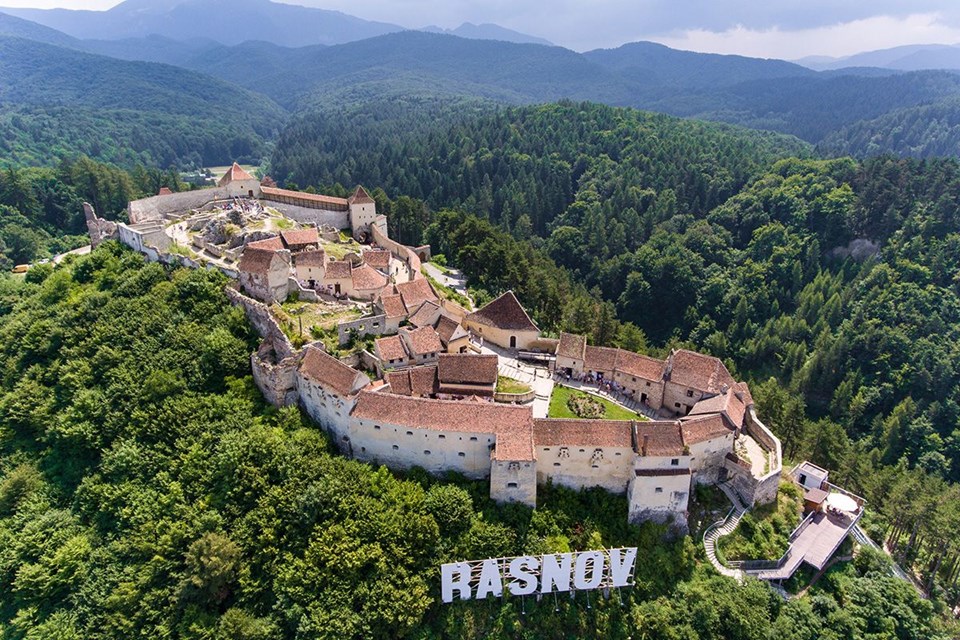 bran kalesi, braşov, drakula, Romanya, romanya gezilecek yerler, sibiu, sighişoara, Transilvanya, transilvanya gezisi, transilvanya tatili, vlad tepes