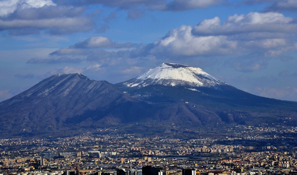 dünyanın en tehlikeli volkanları, dünyanın en tehlikeli yanardağları, dünyadaki aktif volkanlar, dünyanın en ünlü volkanları, dünyanın en ünlü yanardağları