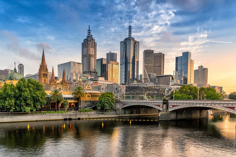 2- MELBOURNE / AVUSTRALYA