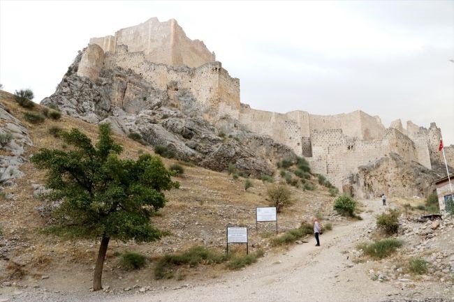adıyaman, adıyaman efsaneleri, nemrut daÄı milli parkı, cendere köprüsü, samsat kalesi, kommagene mitoloji