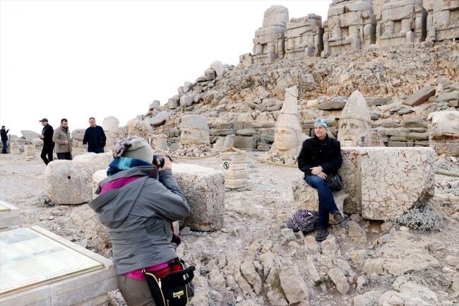 adıyaman, adıyaman efsaneleri, nemrut daÄı milli parkı, cendere köprüsü, samsat kalesi, kommagene mitoloji