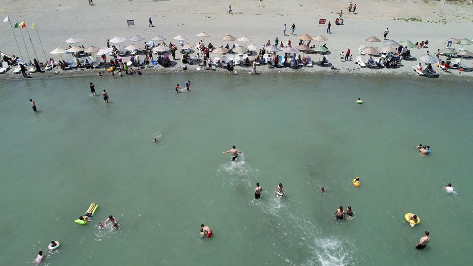 elazığ'da nerde denize girilir, elazığ plaj, hazar gölü, hazar gölü kamp alanı, hazar gölü plajı, seyahat, gezi
