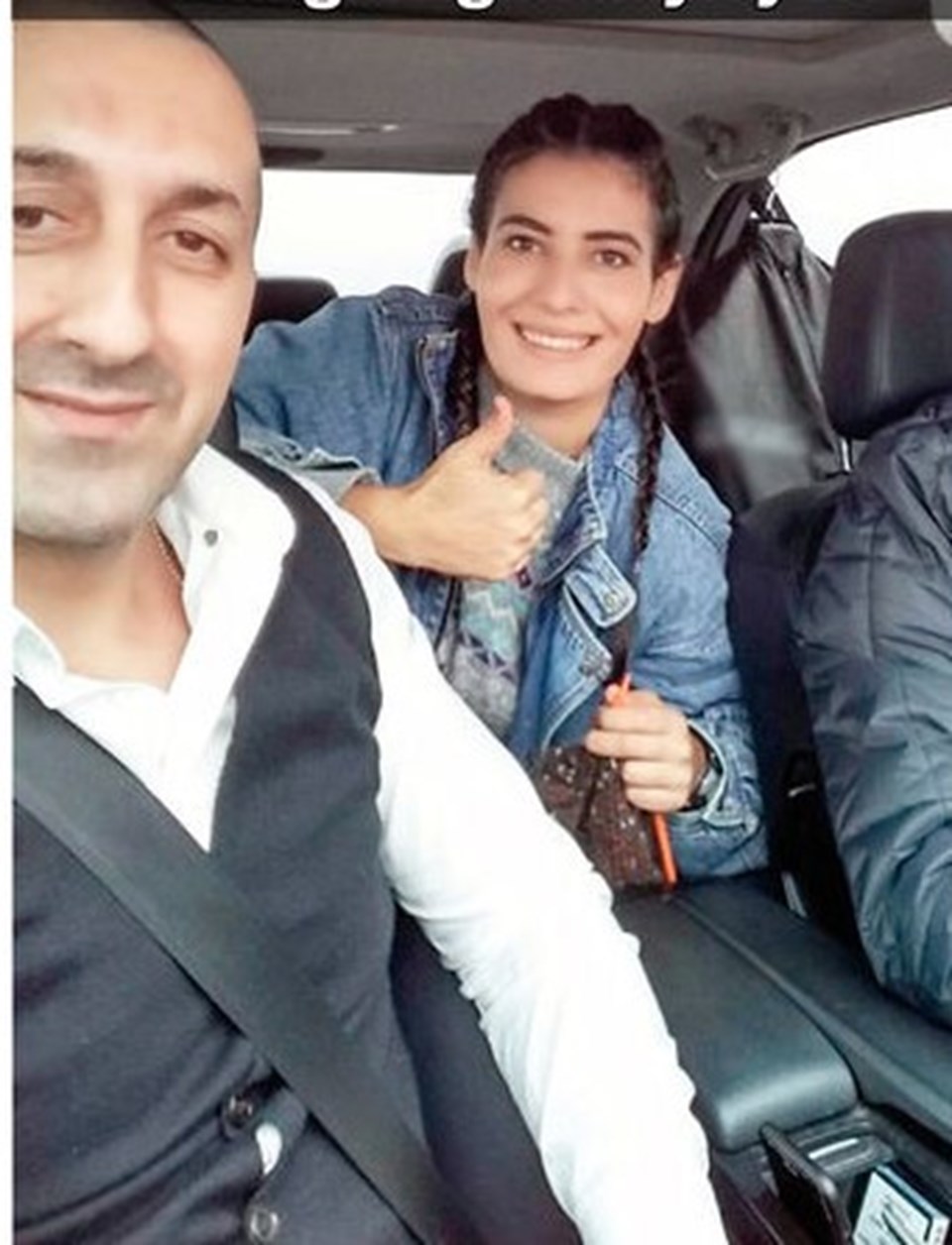 Otostop yapmak Elif için artık bir tutku