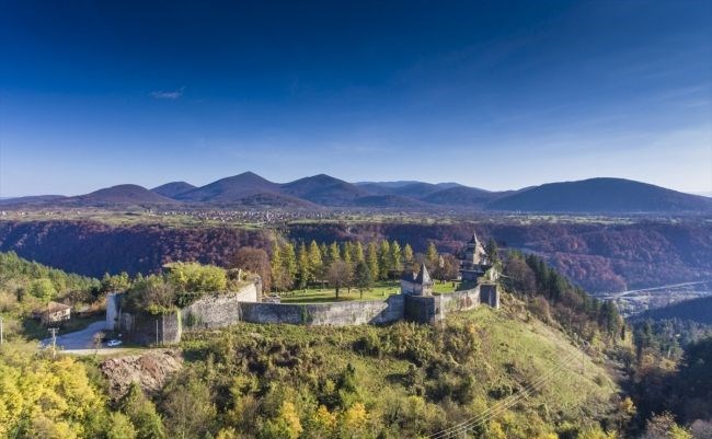 Osmanlı kalesi Ostrozac, Isabella von Berks, Bosna Hersek, şato, romantik şatolar