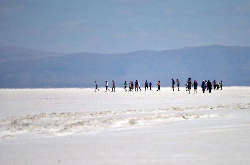 tuz gölü, flamingo, tuz gölü nasıl oluştu, tuz gölü nerede, flamingo kuluçka yerleri, flamingolar nerede