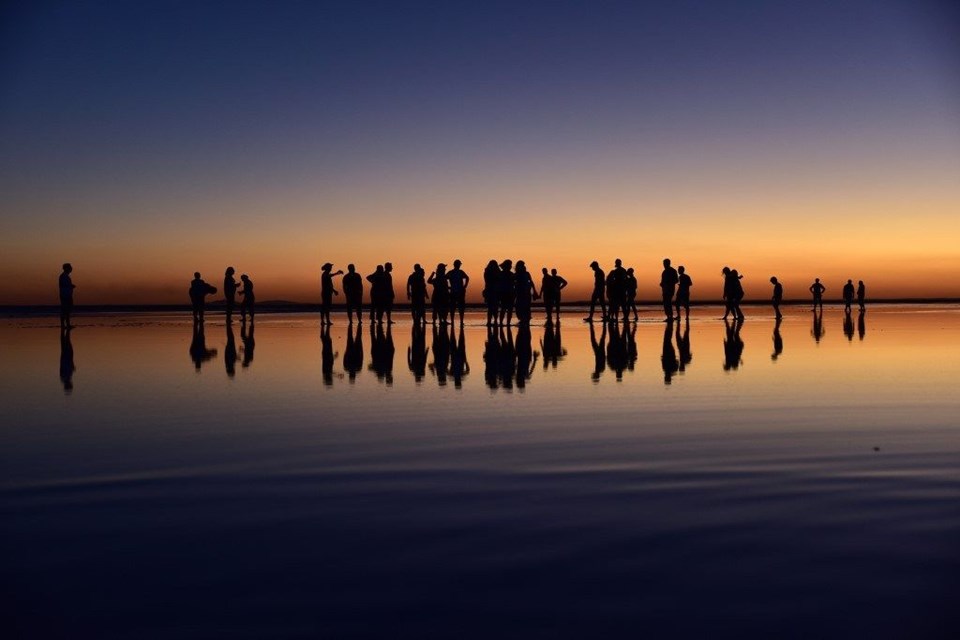 tuz gölü, flamingo, tuz gölü nasıl oluştu, tuz gölü nerede, flamingo kuluçka yerleri, flamingolar nerede