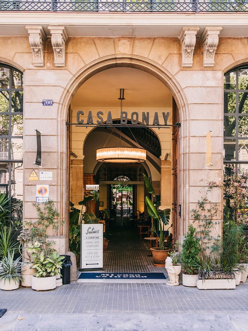 Barselona, barselona gezi rehberi, barselona gezilecek yerler, barselona butik otelleri, barselona otelleri, barselona rehberi, barselona restoranları, barselona seyahat, barselona turistik mekanları, barselona'da nerede konaklanır, barselona'da tapas restoranları, barselonada gezilmesi gereken yerler, Seyahat