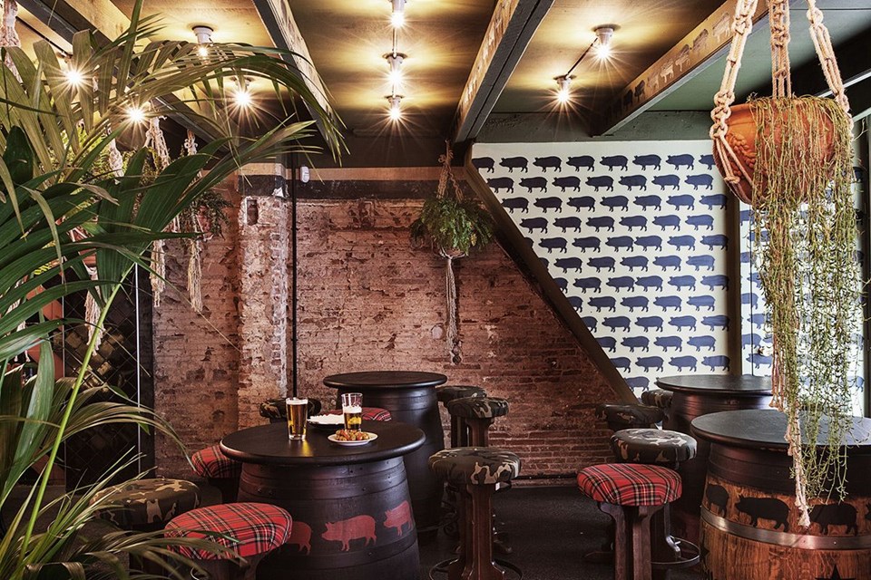 Barselona, barselona gezi rehberi, barselona gezilecek yerler, barselona butik otelleri, barselona otelleri, barselona rehberi, barselona restoranları, barselona seyahat, barselona turistik mekanları, barselona'da nerede konaklanır, barselona'da tapas restoranları, barselonada gezilmesi gereken yerler, Seyahat