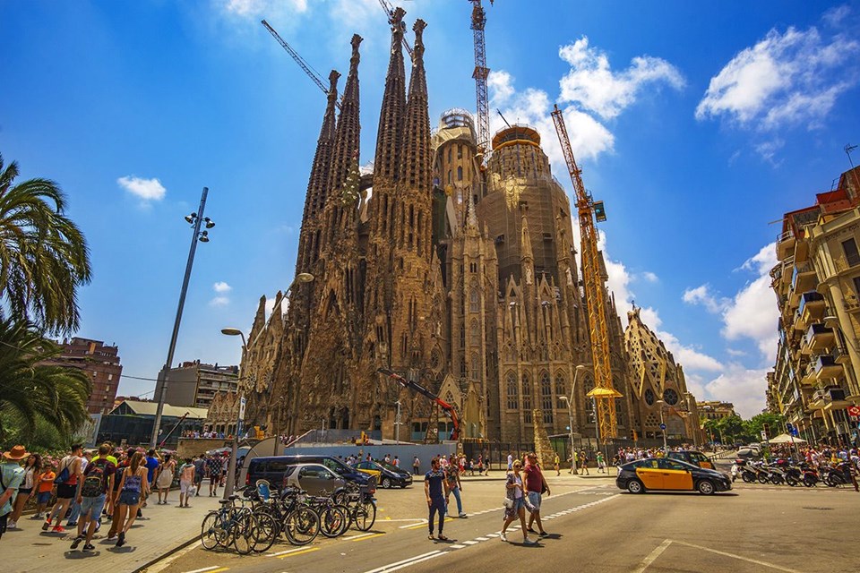 Barselona, barselona gezi rehberi, barselona gezilecek yerler, barselona butik otelleri, barselona otelleri, barselona rehberi, barselona restoranları, barselona seyahat, barselona turistik mekanları, barselona'da nerede konaklanır, barselona'da tapas restoranları, barselonada gezilmesi gereken yerler, Seyahat