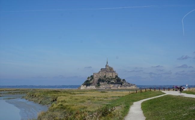 Mont Saint Michel, fransa, normandiya, paris gezilecek yerler, metcezirin en belirgin olduğu yerler