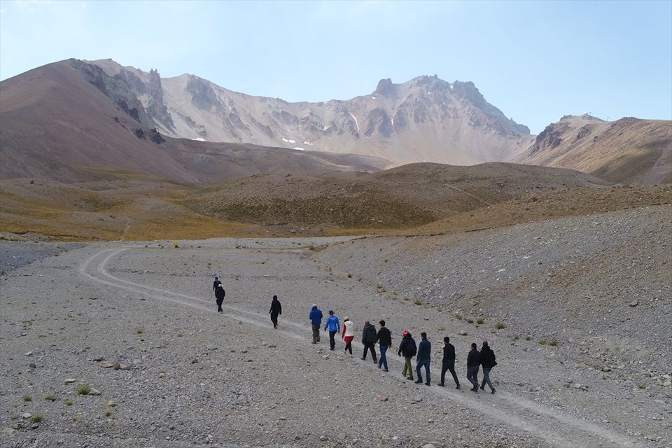 kayseri, erciyes dağı, erciyes dağı tırmanış, erciyes'te zirve tırmanışı, erciyes dağı tarifeli zirve, erciyes belediye zirve tırmanışı