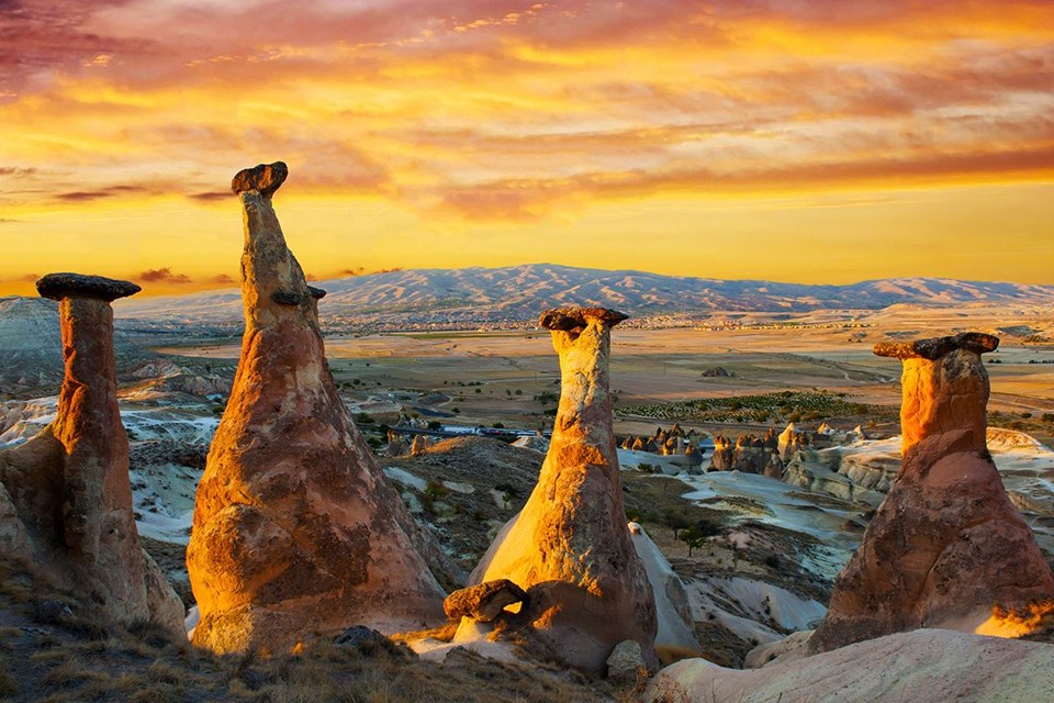 Kapadokya gezilecek yerler, kapadokya'da nerede kalınır, kapadokya alışveriş, Kapadokya müzeler, Kapadokya oteller, Kapadokya restoranlar, Kapadokya şarap, Kapadokya turizm, mağara oteller, uçhisar, Ürgüp